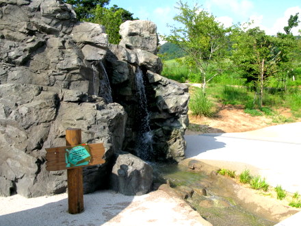 キッズサファリの滝