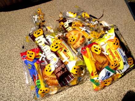 お菓子の袋詰め