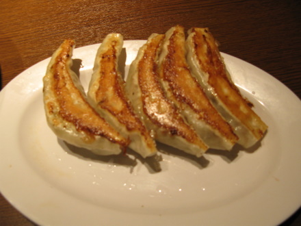 餃子一皿