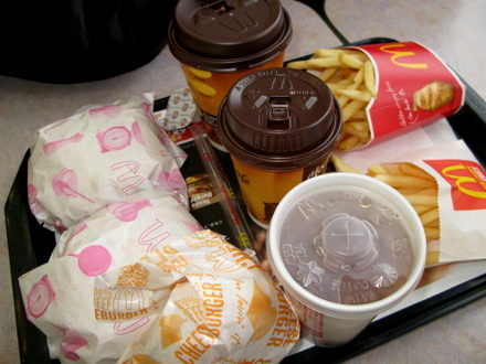 マクドナルドにて。