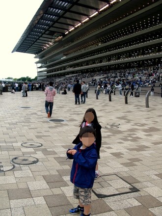 観客席 東京競馬場