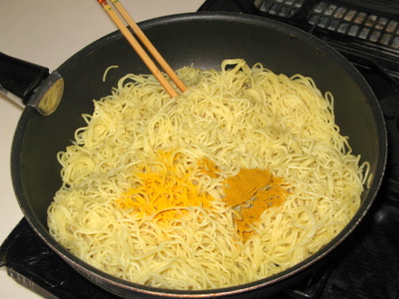 カレー粉とターメリック